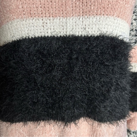 Marc New York Fuzzy Knit Sweater - Picture 4 of 10
